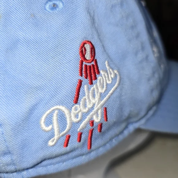New Era Light Blue Los Angeles Dodgers Hat - Picture 7 of 11